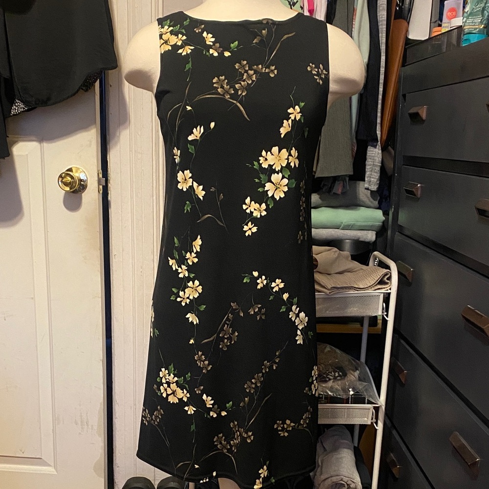 Pre-Owned, G.A.S. Co. Women’s Size S Black Floral Polyester Silky Mini Dress